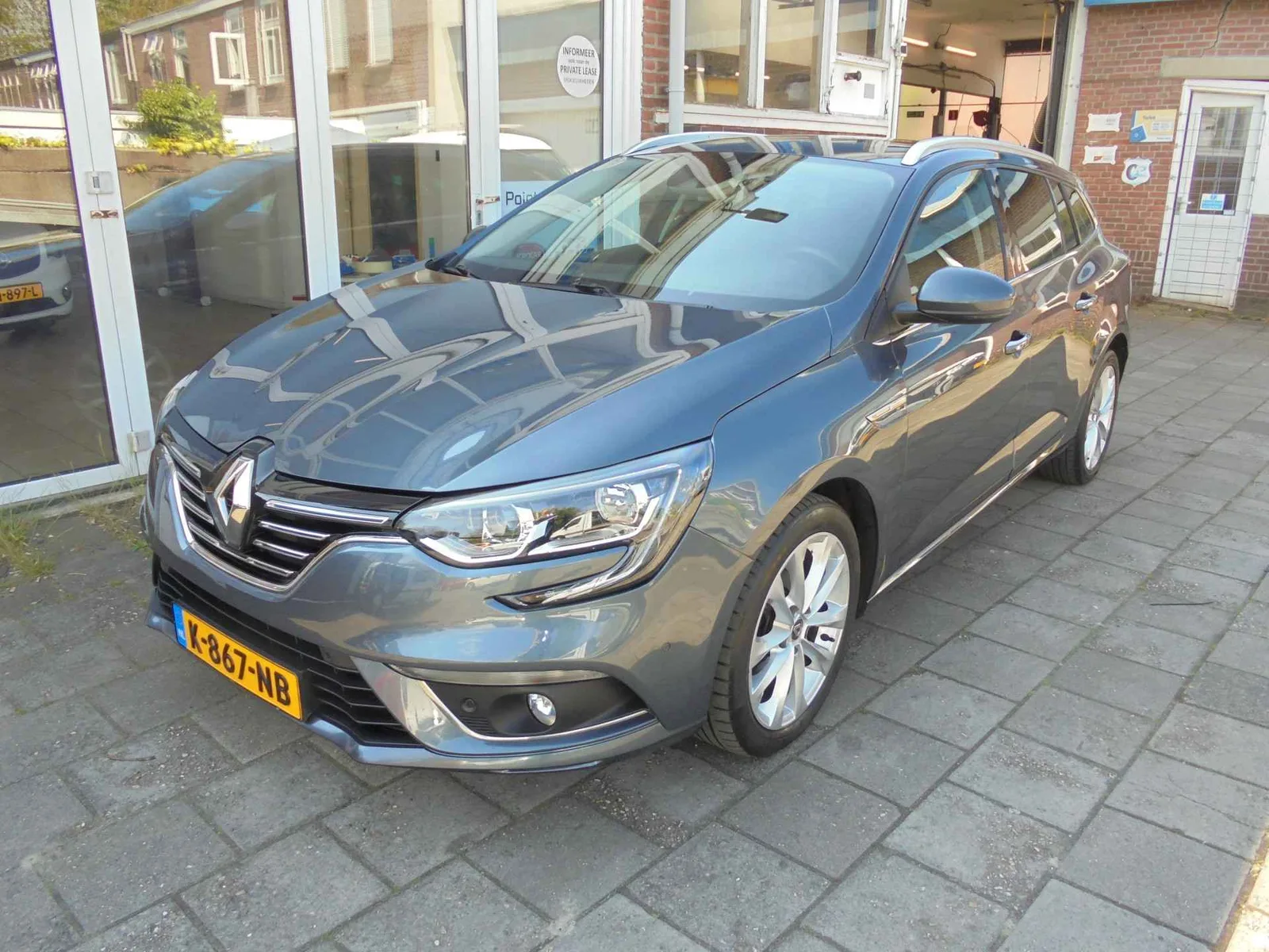 Renault Mégane (2019) — foto 1
