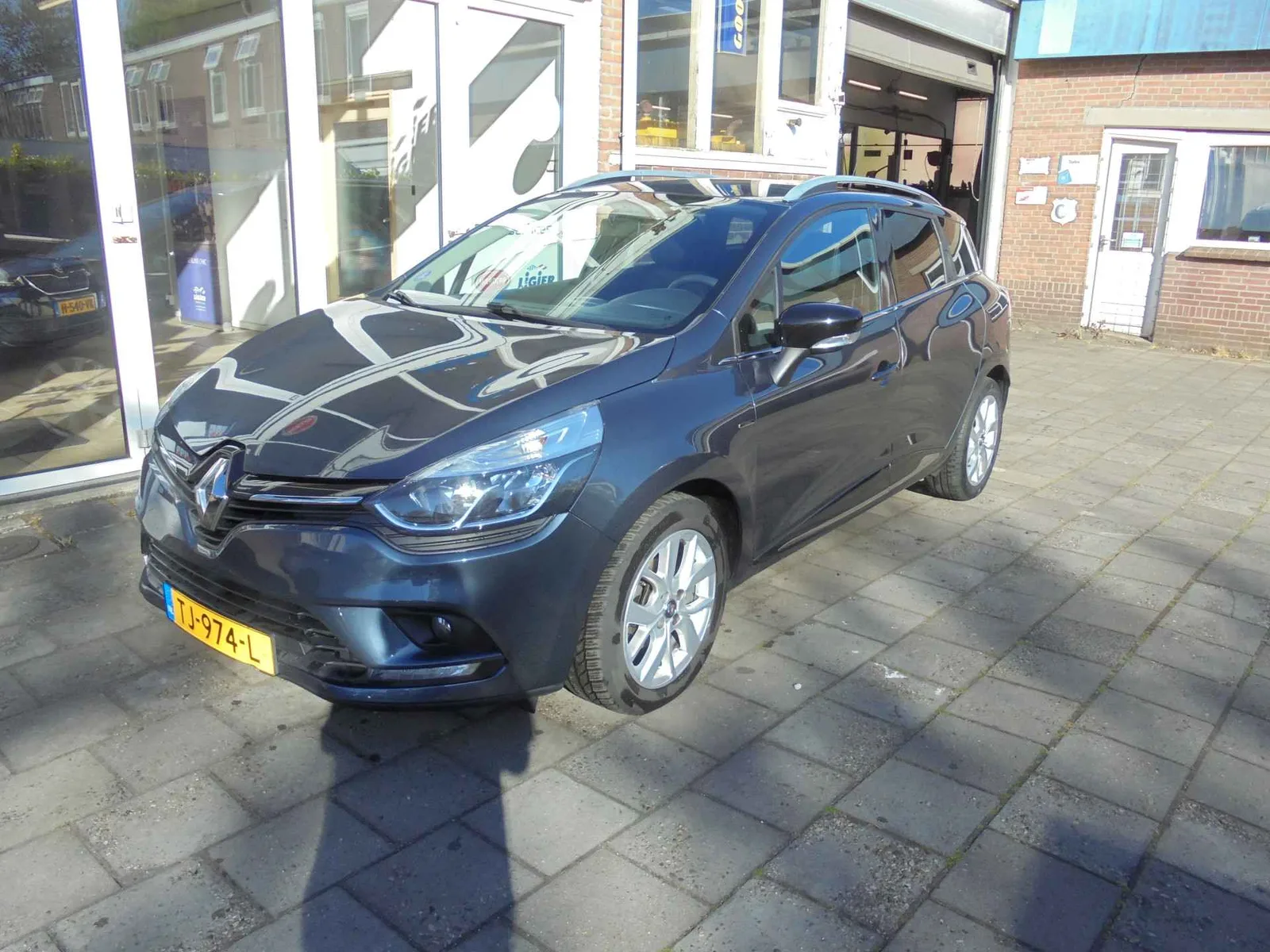 Renault Clio (2018) — foto 1