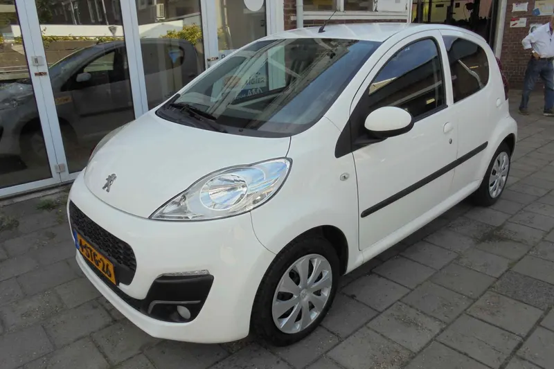 Peugeot 107 (2013)