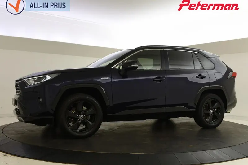 Toyota RAV4 (2021)