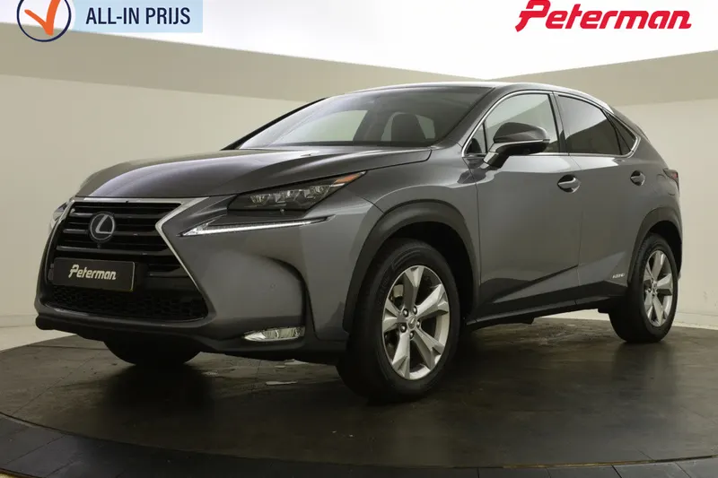 Lexus NX (2015)