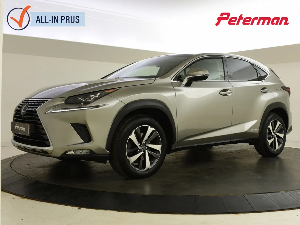 Lexus NX (2018) — foto 1