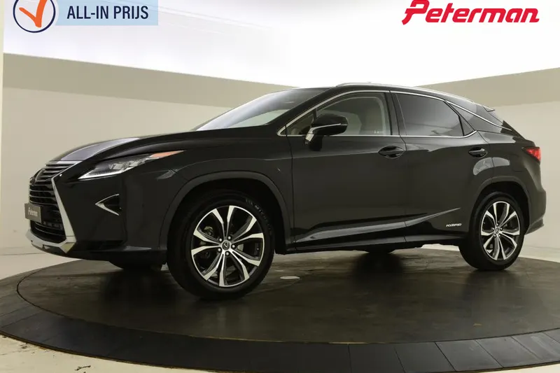 Lexus RX (2020)
