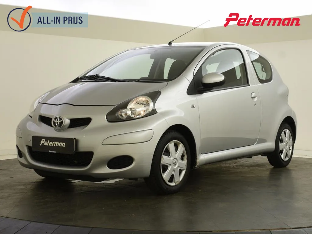 Toyota Aygo (2011) — foto 1