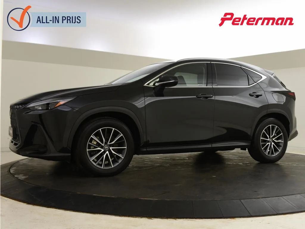 Lexus NX (2025) — foto 1