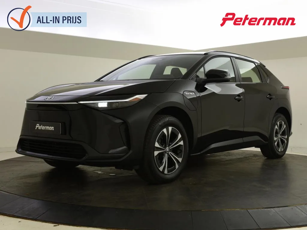 Toyota bZ4X (2023) — foto 1