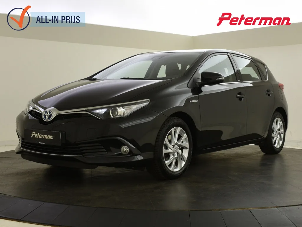 Toyota Auris (2016) — foto 1