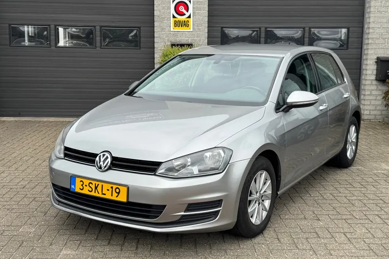 Volkswagen Golf (2013)