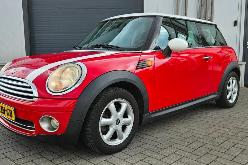 MINI Cooper (2008)