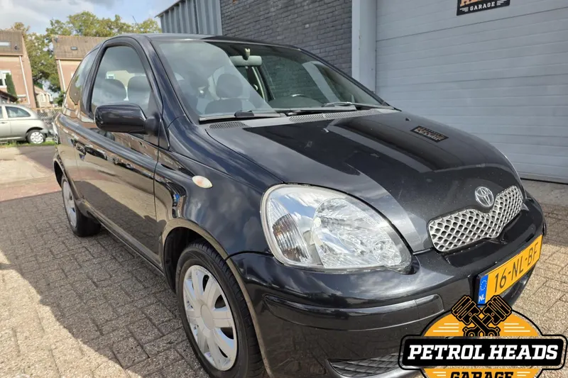 Toyota Yaris (2003)