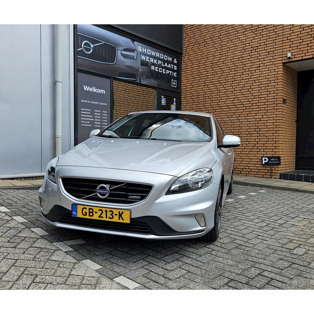 Volvo V40 (2015) — foto 1