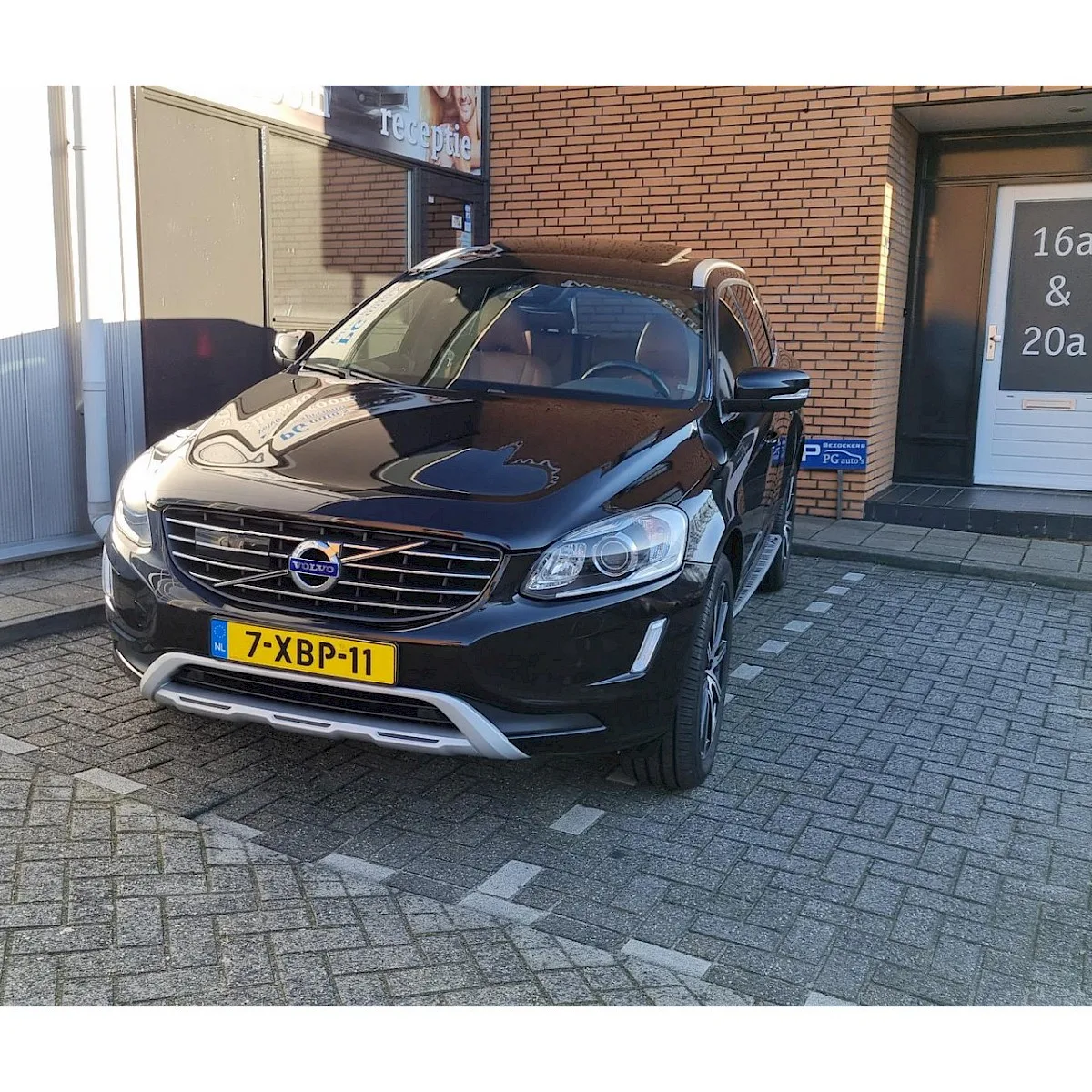 Volvo XC60 (2014) — foto 1