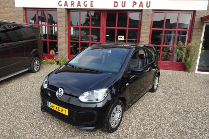 Volkswagen Up! (2012)