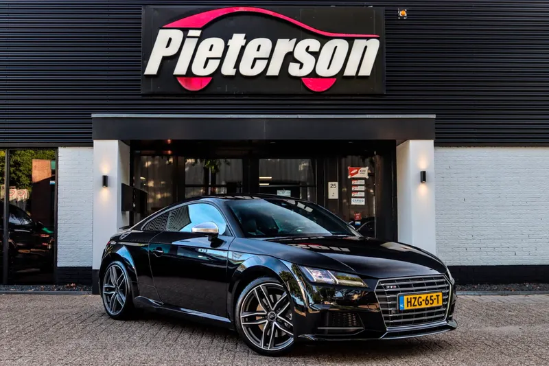 Audi TT RS (2015)