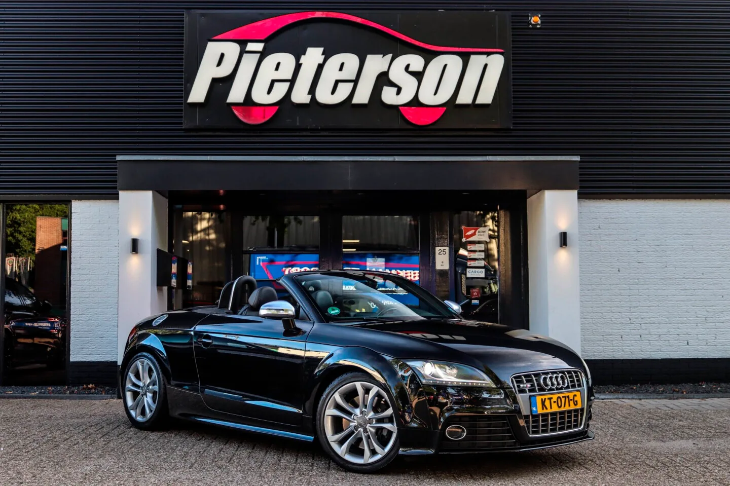 Audi TT (2008) — foto 1