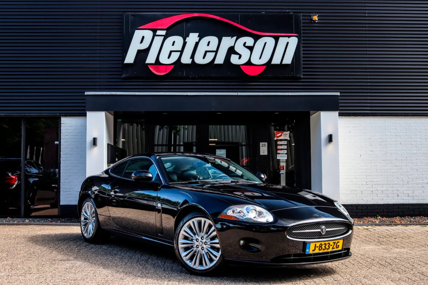 Jaguar XK (2009) — foto 1
