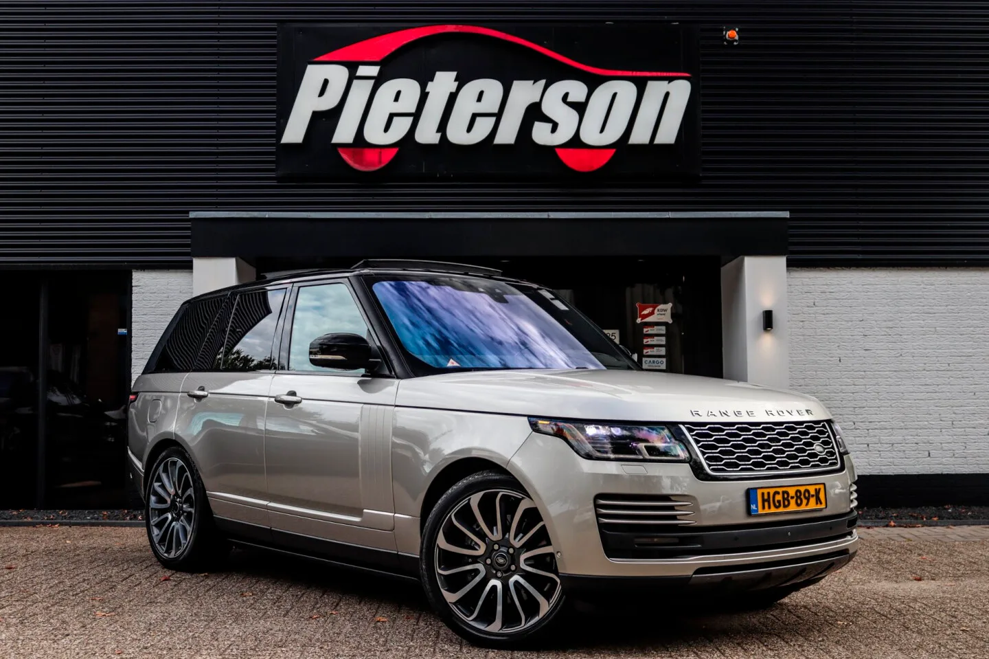 Land Rover Range Rover (2018) — foto 1