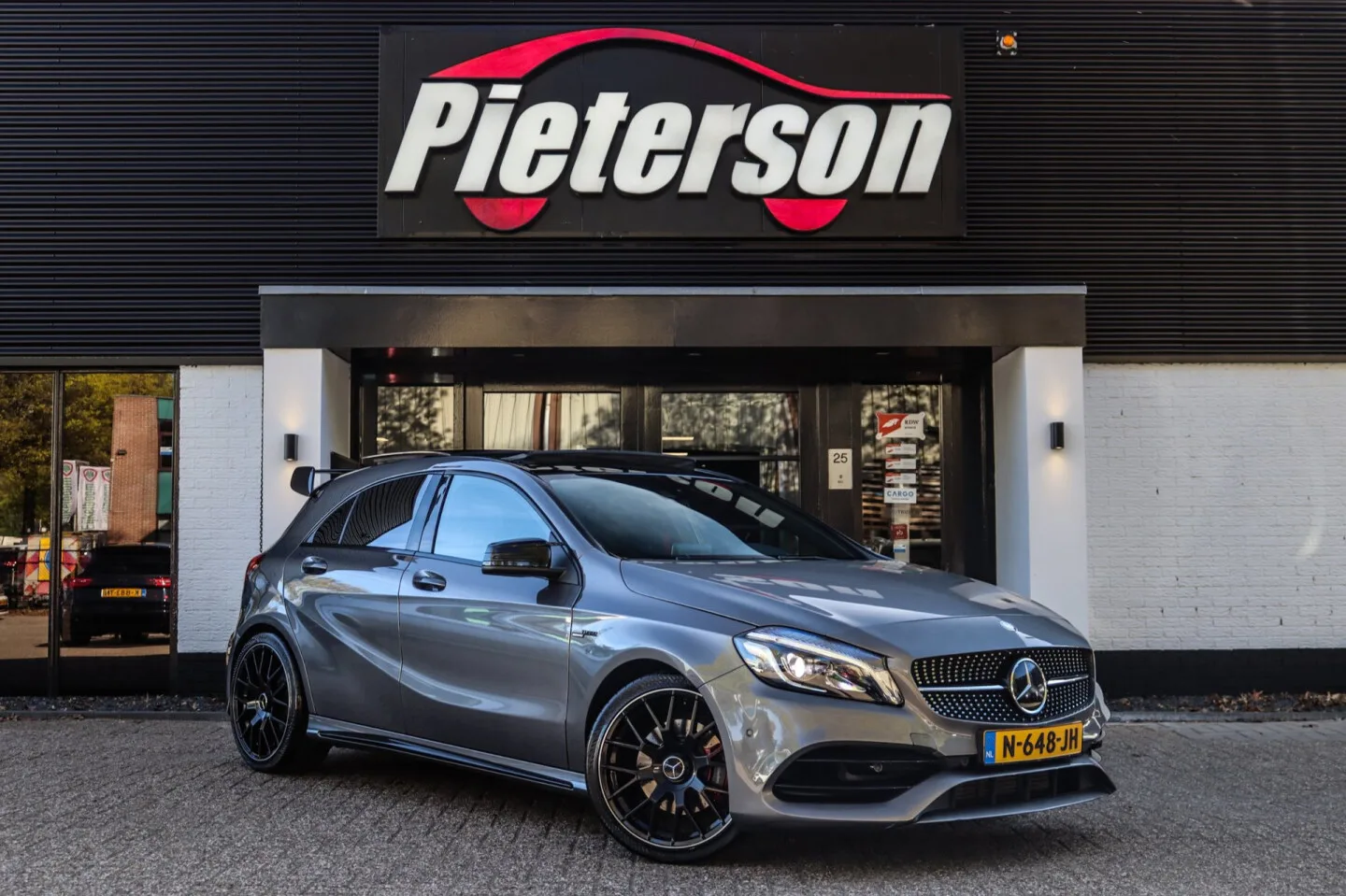 Mercedes-Benz A-Klasse (2017) — foto 1