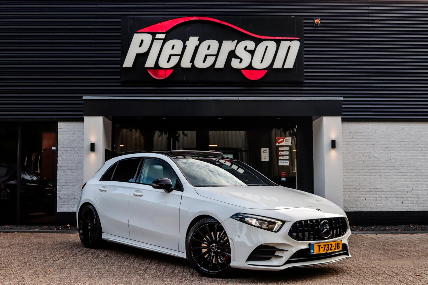 Mercedes-Benz A-Klasse (2019) — foto 1