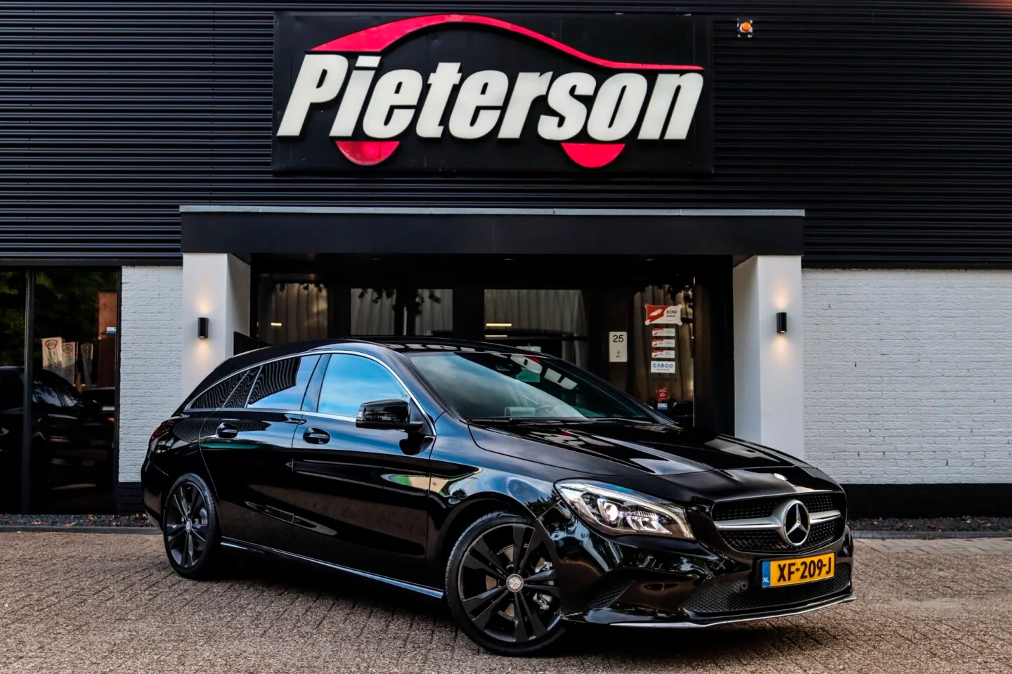 Mercedes-Benz CLA-Klasse (2017) — foto 1