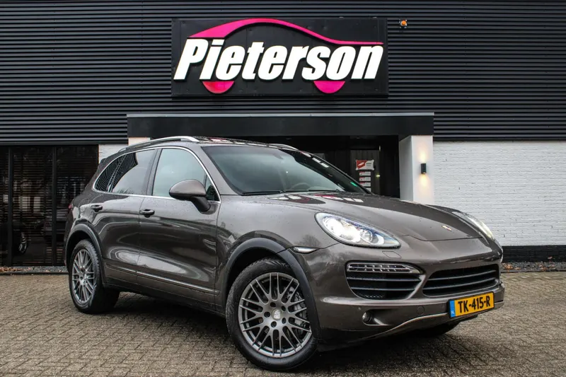 Porsche Cayenne (2012)
