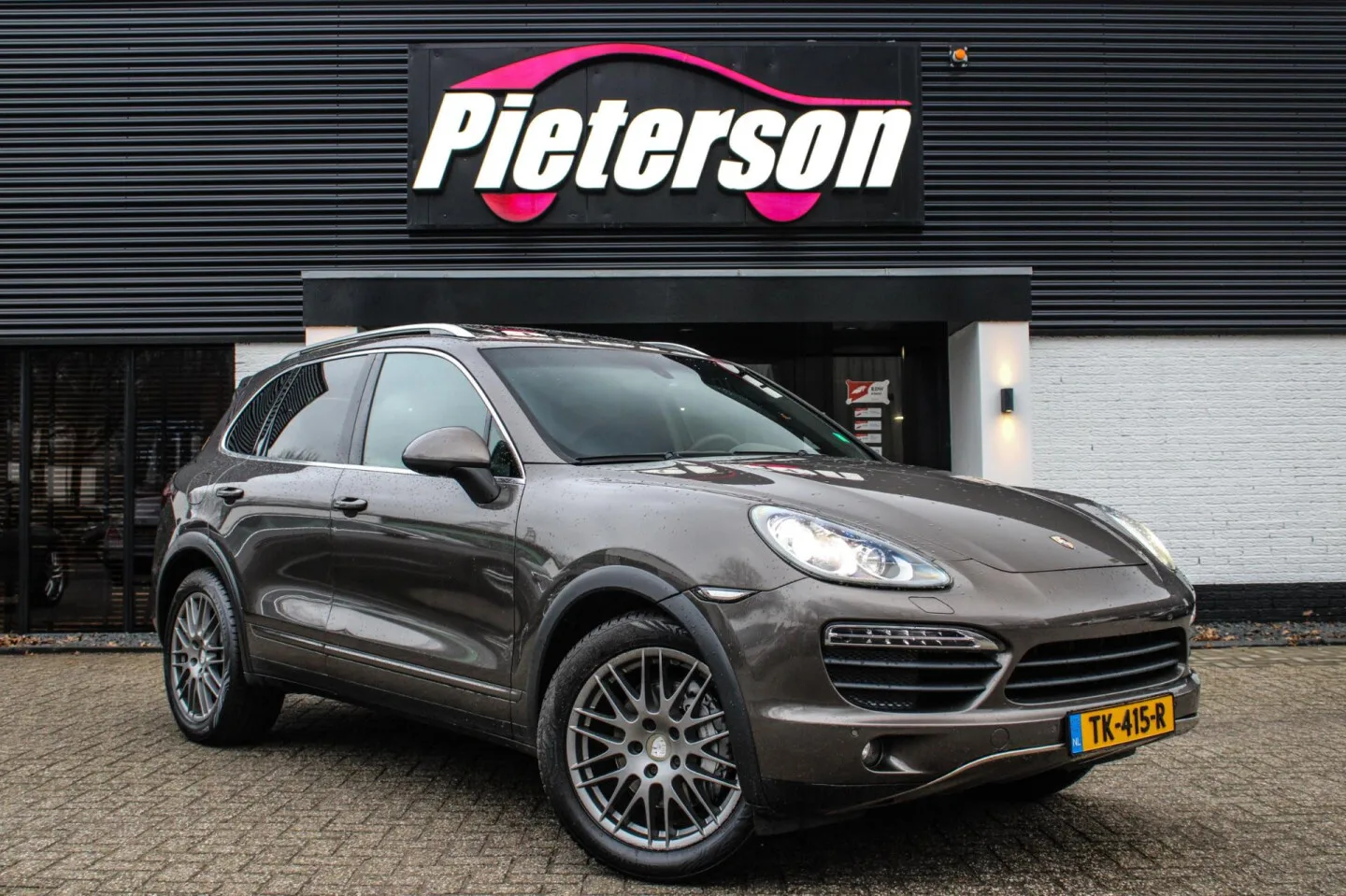 Porsche Cayenne (2012) — foto 1