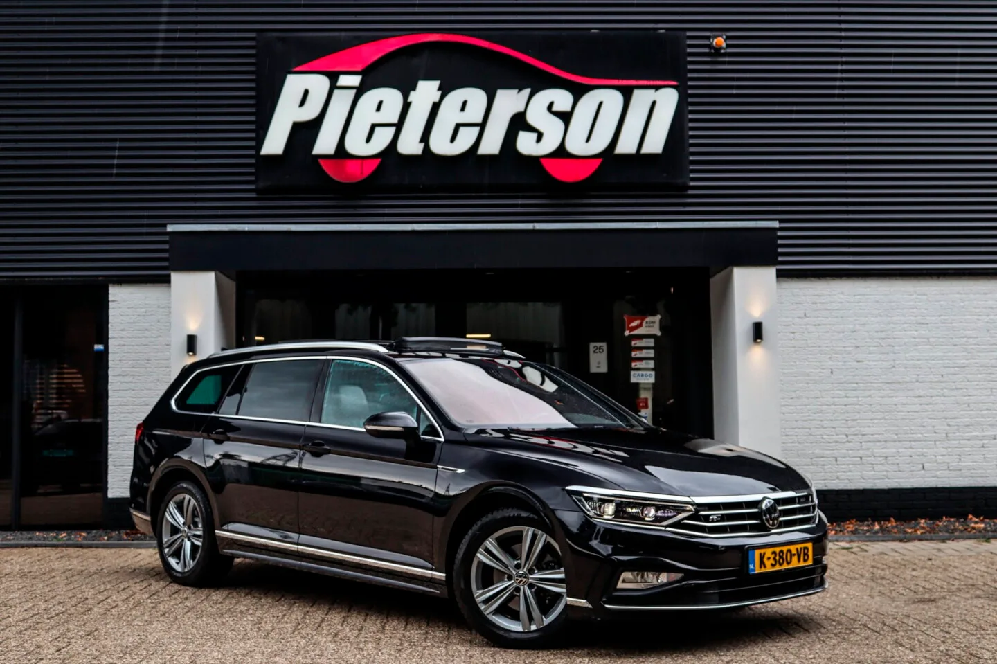 Volkswagen Passat (2021) — foto 1
