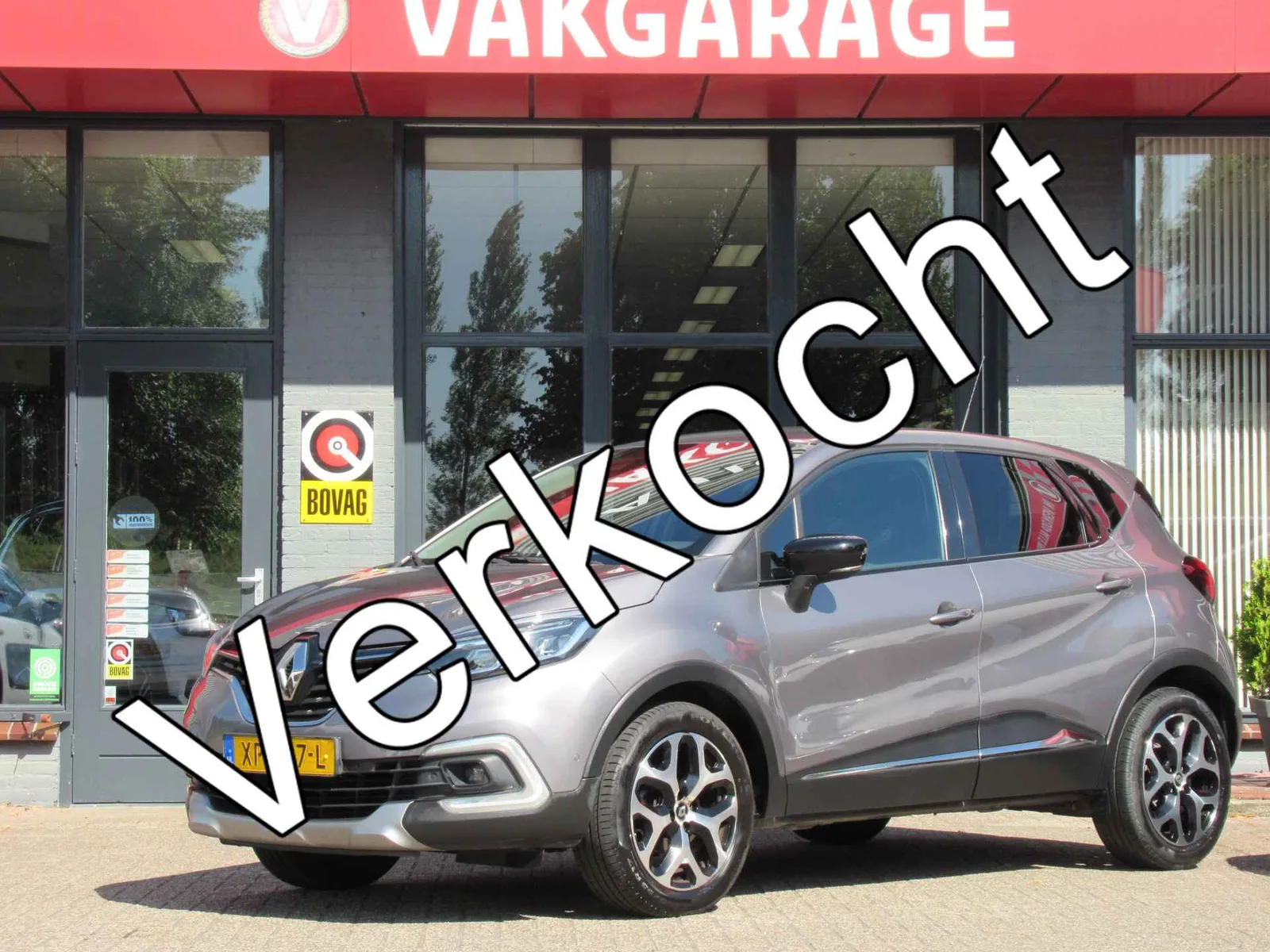 Renault Captur (2018) — foto 1