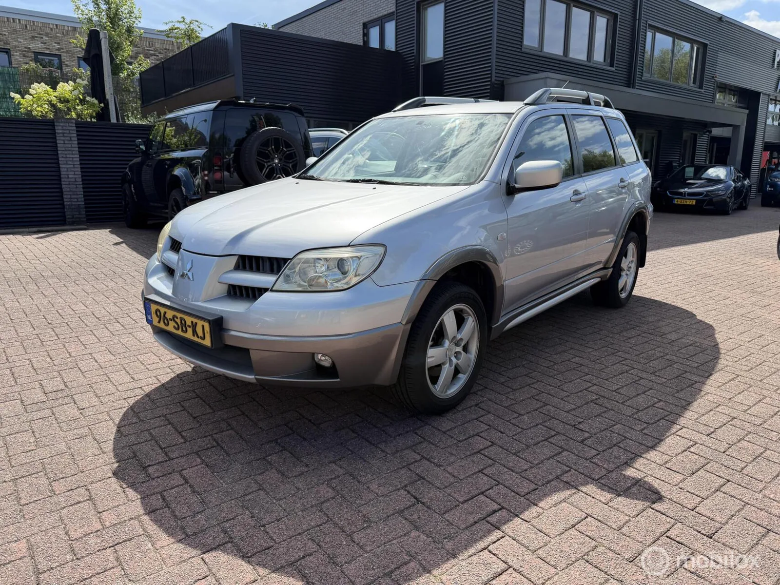 Mitsubishi Outlander (2005) — foto 1
