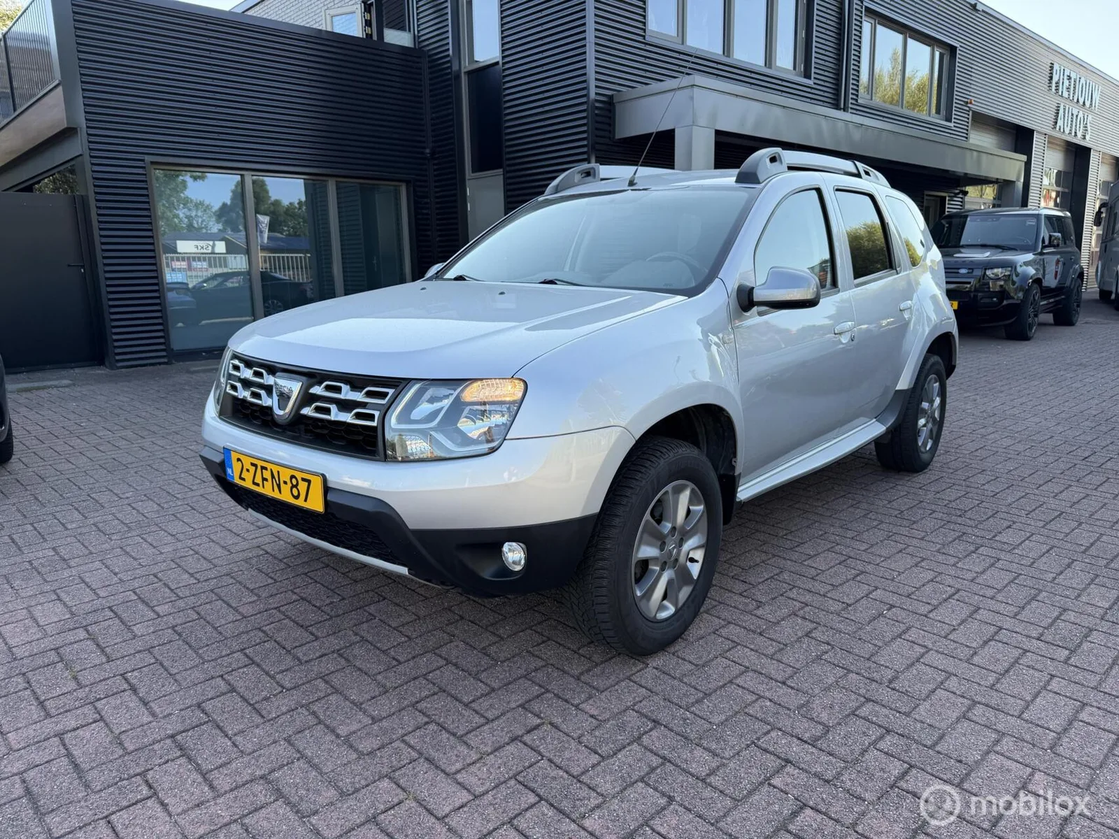 Dacia Duster (2015) — foto 1