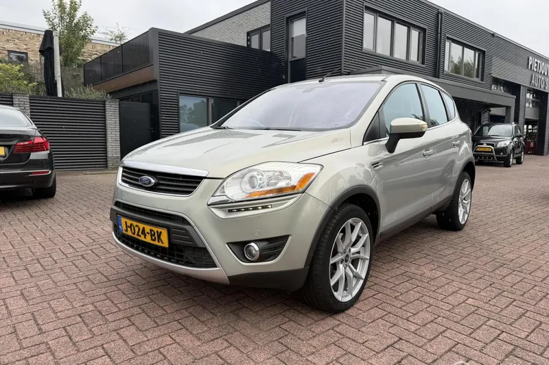Ford Kuga (2009)