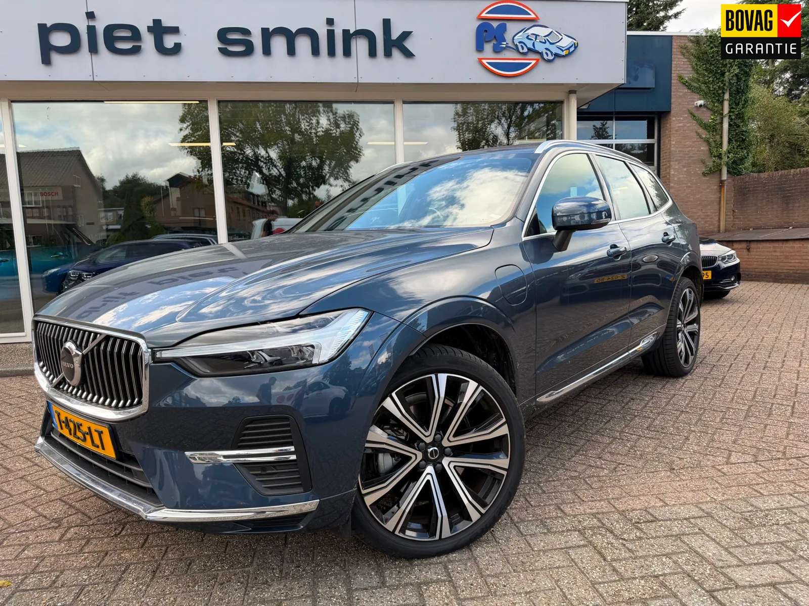 Volvo XC60 (2023) — foto 1