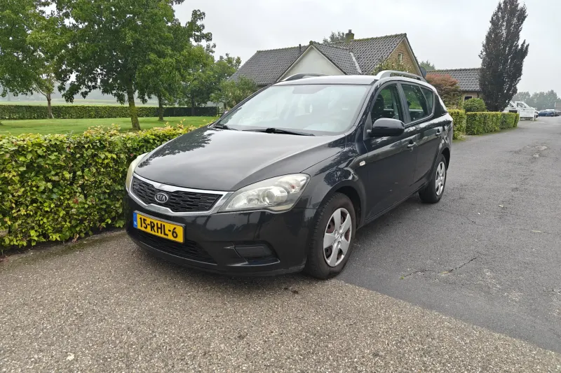 Kia Cee'd (2011)