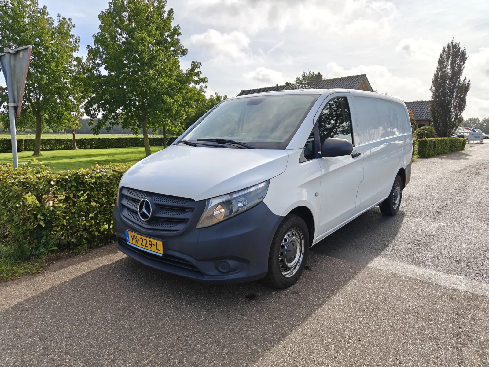 Mercedes-Benz Vito (2015) — foto 1