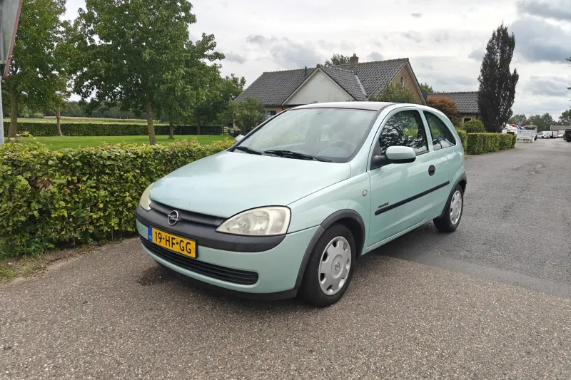 Opel Corsa (2001)