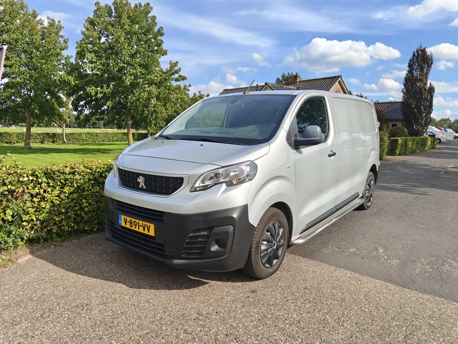 Peugeot Expert (2019) — foto 1
