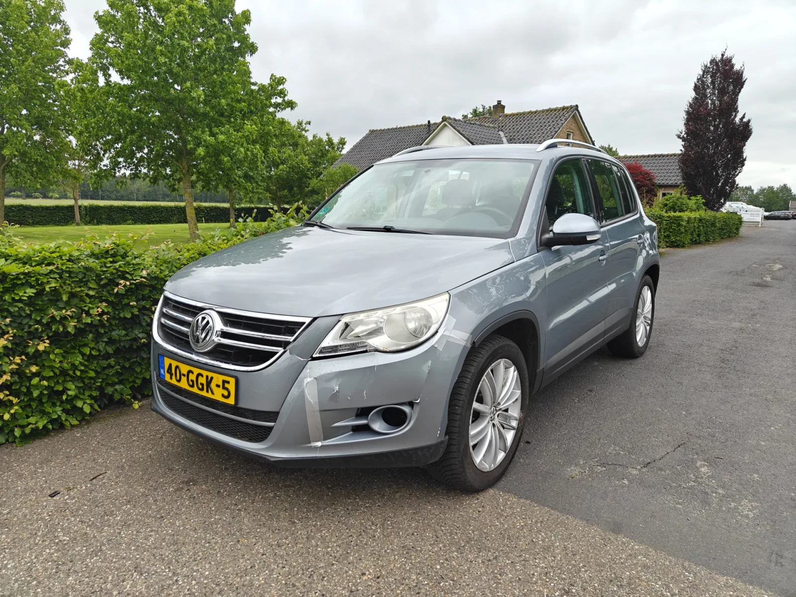 Volkswagen Tiguan (2008) — foto 1
