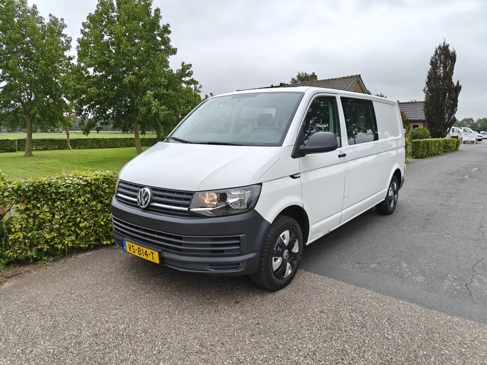 Volkswagen Transporter (2016) — foto 1