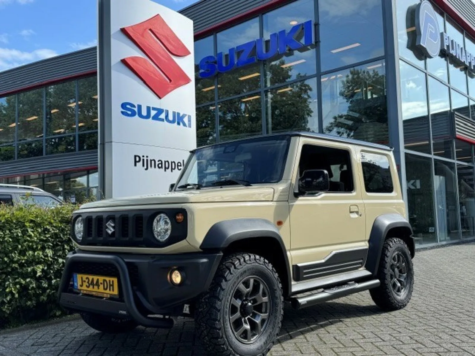 Suzuki JIMNY (2020) — foto 1