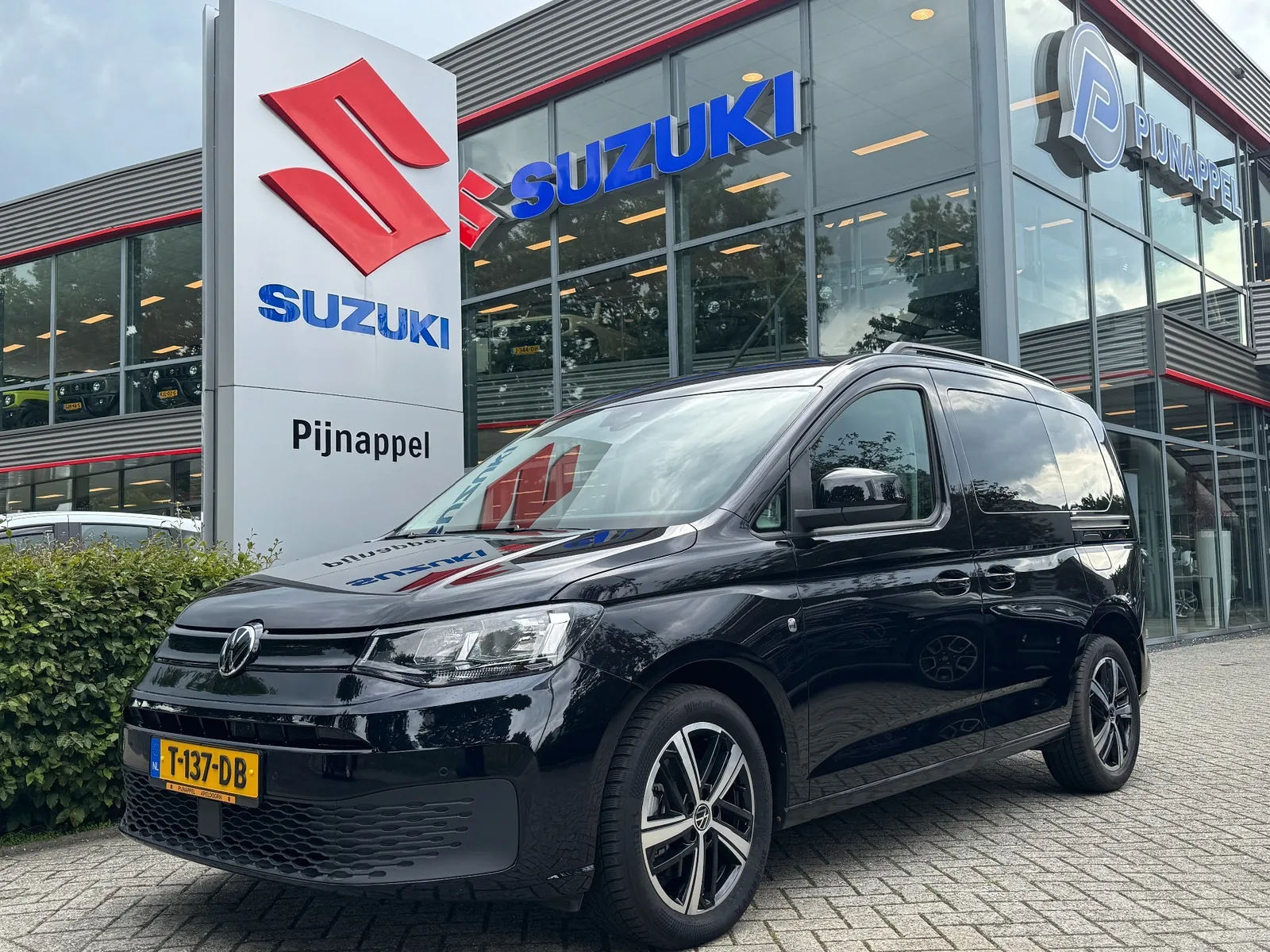 Volkswagen Caddy (2022) — foto 1