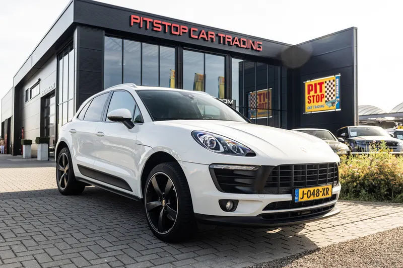 Porsche Macan (2018)