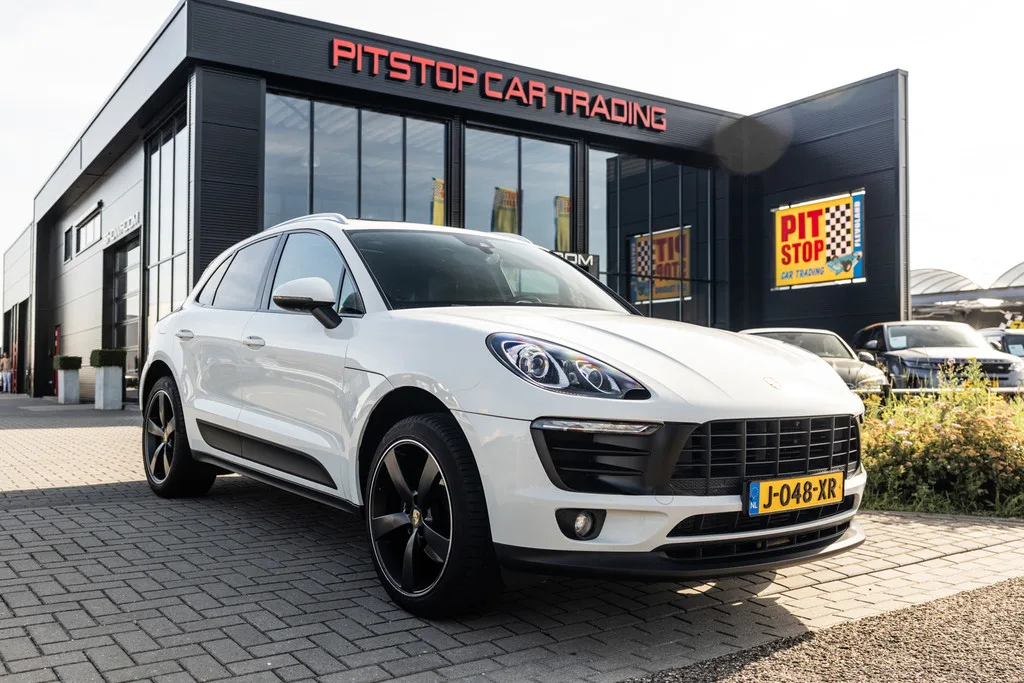 Porsche Macan (2018) — foto 1