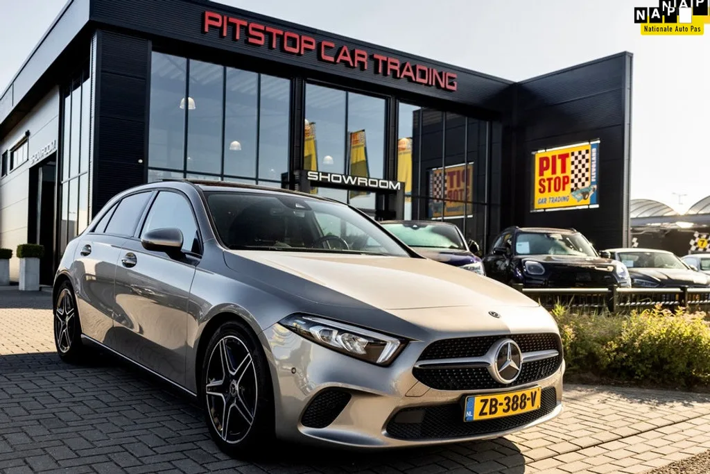 Mercedes-Benz A-Klasse (2019) — foto 1