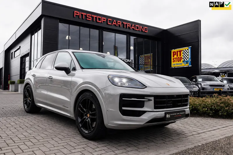 Porsche Cayenne (2023)