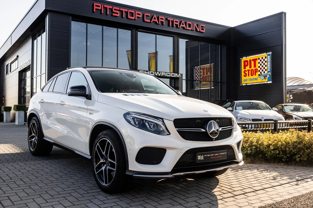 Mercedes-Benz GLE-Klasse (2016) — foto 1