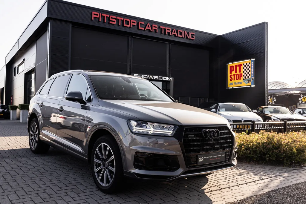 Audi Q7 (2017) — foto 1
