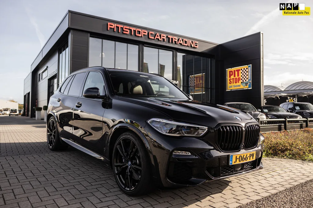 BMW X5 (2020) — foto 1