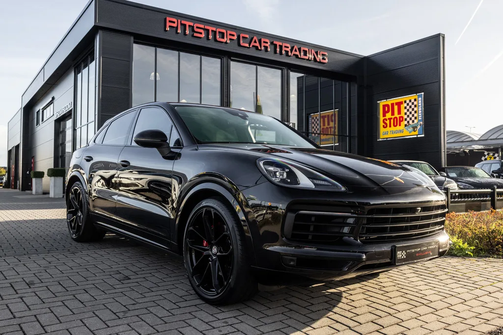 Porsche Cayenne Coupé (2021) — foto 1