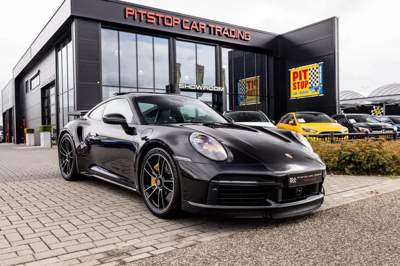 Porsche 911 (2021)