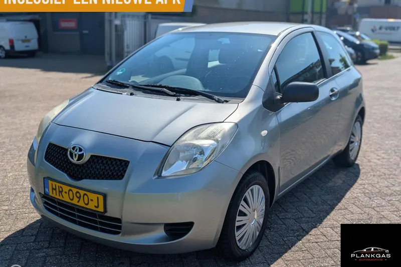 Toyota Yaris (2006)